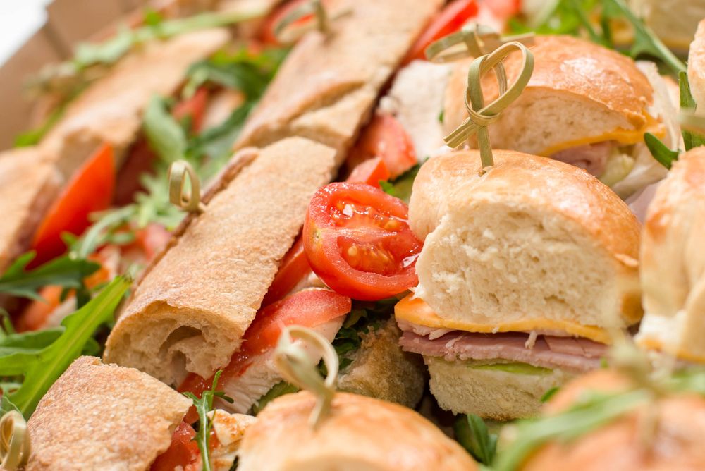 Baguette farcite con pomodorini e rucola